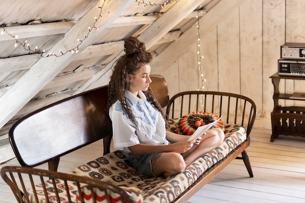 This Woman Lives In A 200 Sq Ft Home. Wait Until You See The Inside